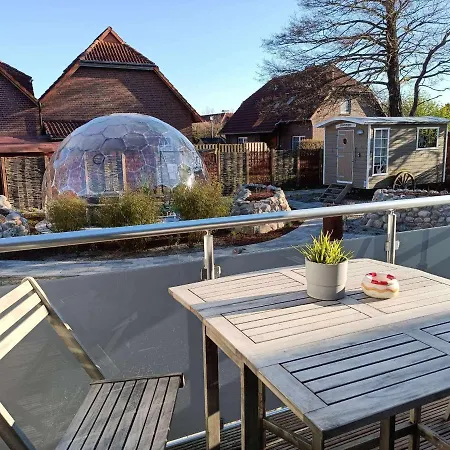 Apartment Seaside - 4