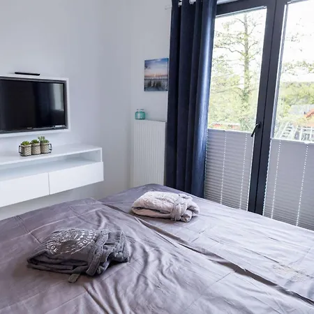 Seaside - 4 Apartment *